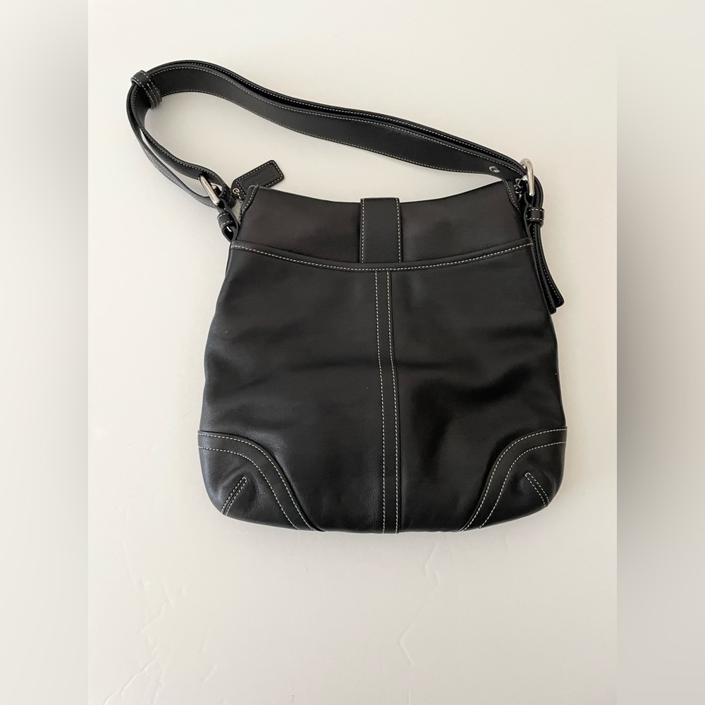 Coach purse - Picture 2 of 12